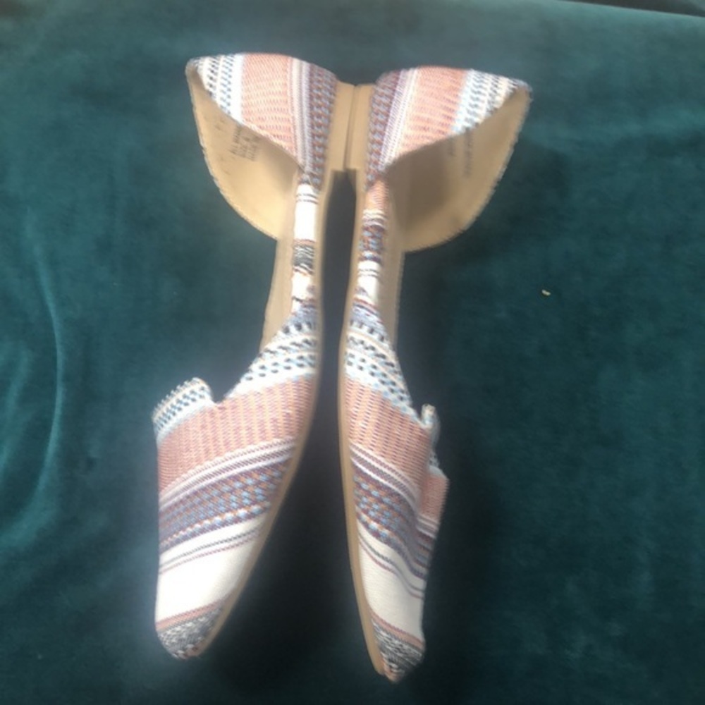 Restricted women’s size 8 D104‎ - Picture 3 of 4